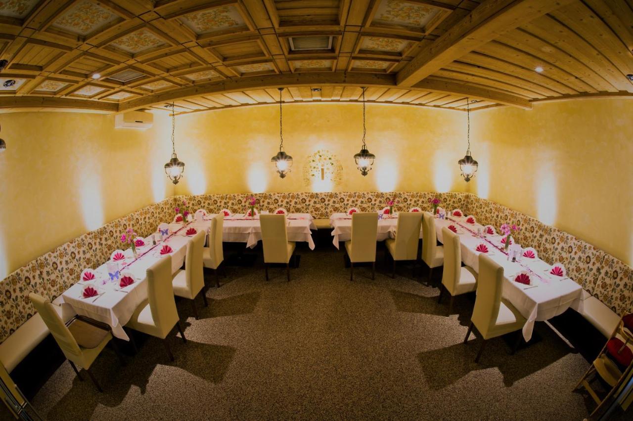 Hotel Restaurant Meyer كالسدورف باي غراتس المظهر الخارجي الصورة
