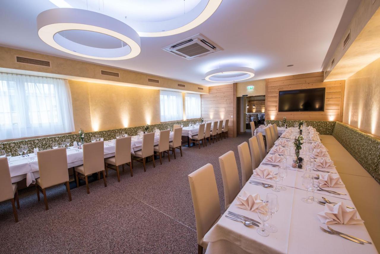 Hotel Restaurant Meyer كالسدورف باي غراتس المظهر الخارجي الصورة