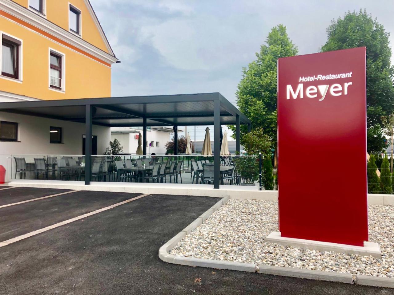 Hotel Restaurant Meyer كالسدورف باي غراتس المظهر الخارجي الصورة